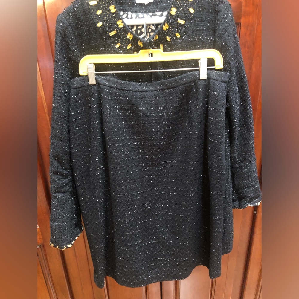 NWT Chico’s & Kasper Black Tweed Skirt Suit Sz M Gold Embellished Jacket Career - Picture 9 of 16